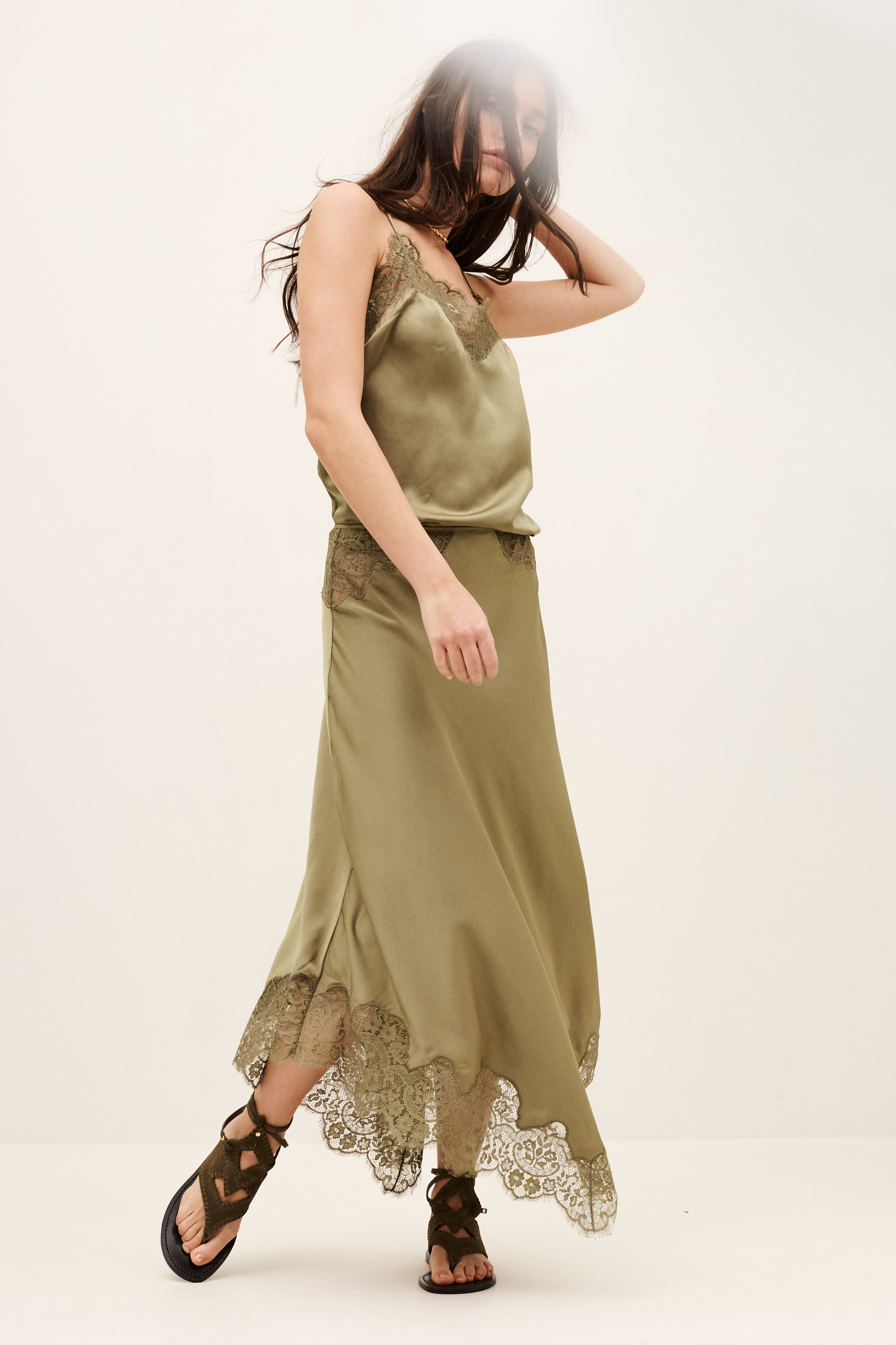 SHOPTHELOOK